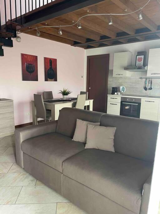 Appartamento Vicino Forum Assago & Humanitas Rozzano Extérieur photo